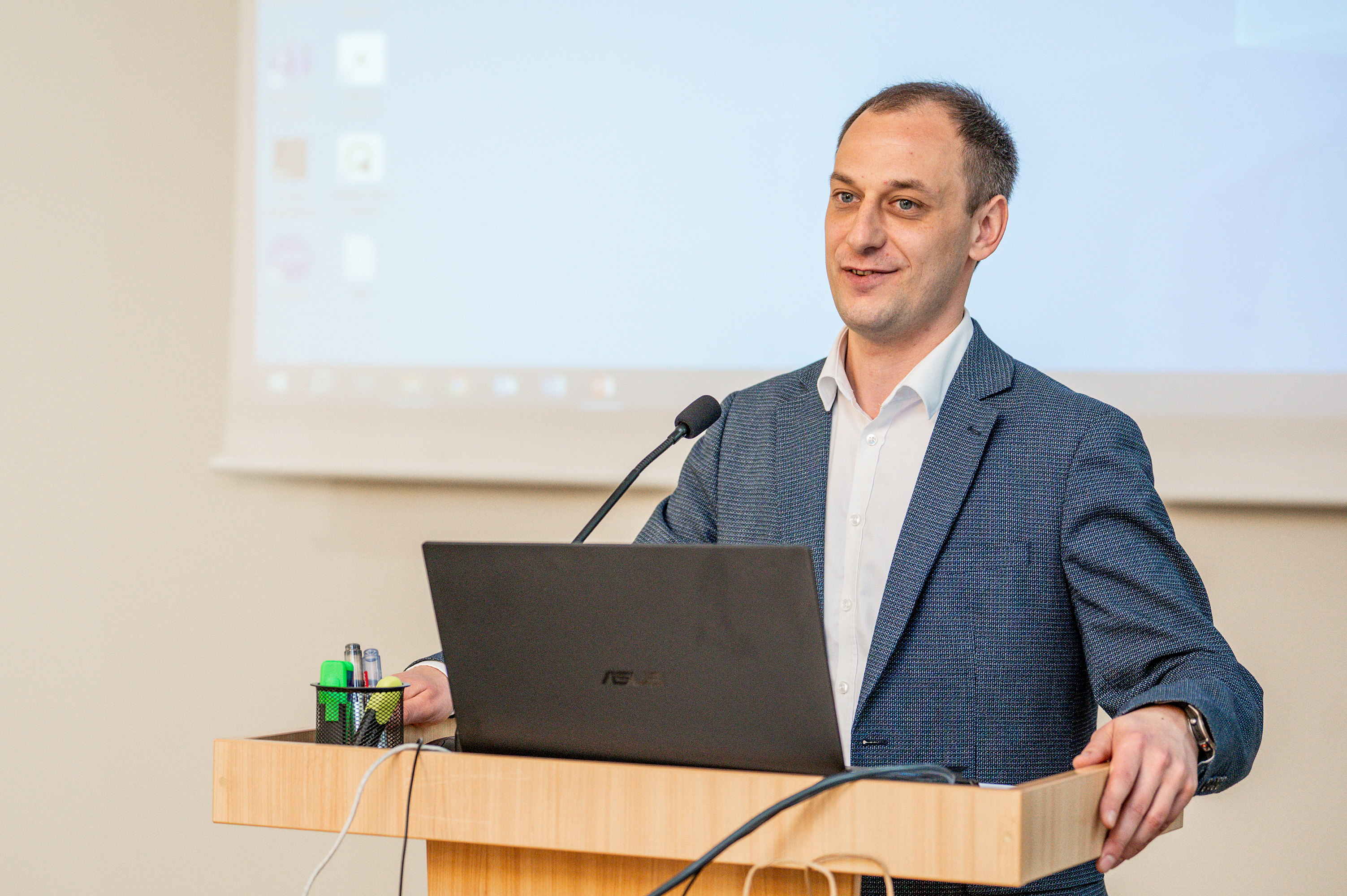 20240419-JLA 2374 copy